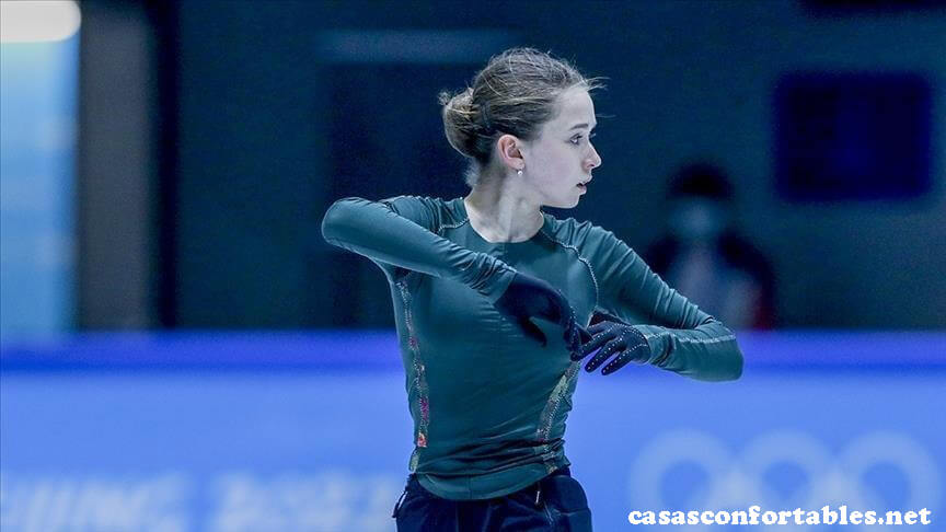 Skater Valieva นักสเก็ตลีลาชาวรัสเซีย Kamila Valieva ล้มเหลวในการทดสอบยาสำหรับสารต้องห้ามก่อนการแข่งขันกีฬาโอลิมปิกที่ปักกิ่ง 